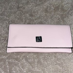pink wallet